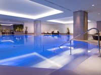 Hilton-prague-swimming-pool-spotlisting